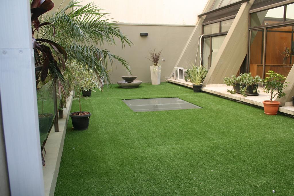 Comra Hotel